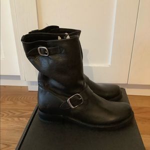 Frye Veronica Short Boot Black size 9.5